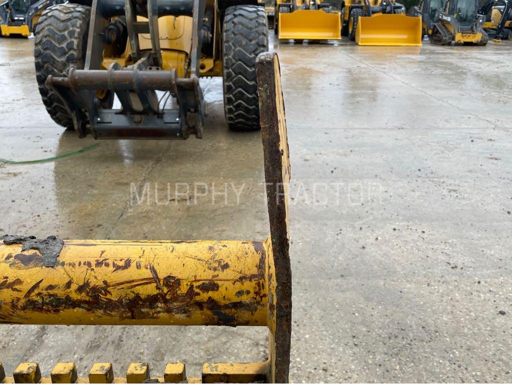 John Deere 444-624 60