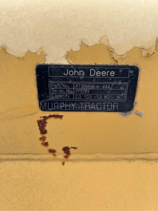 John Deere 444 2.5 CY P/O Bucket photo 2