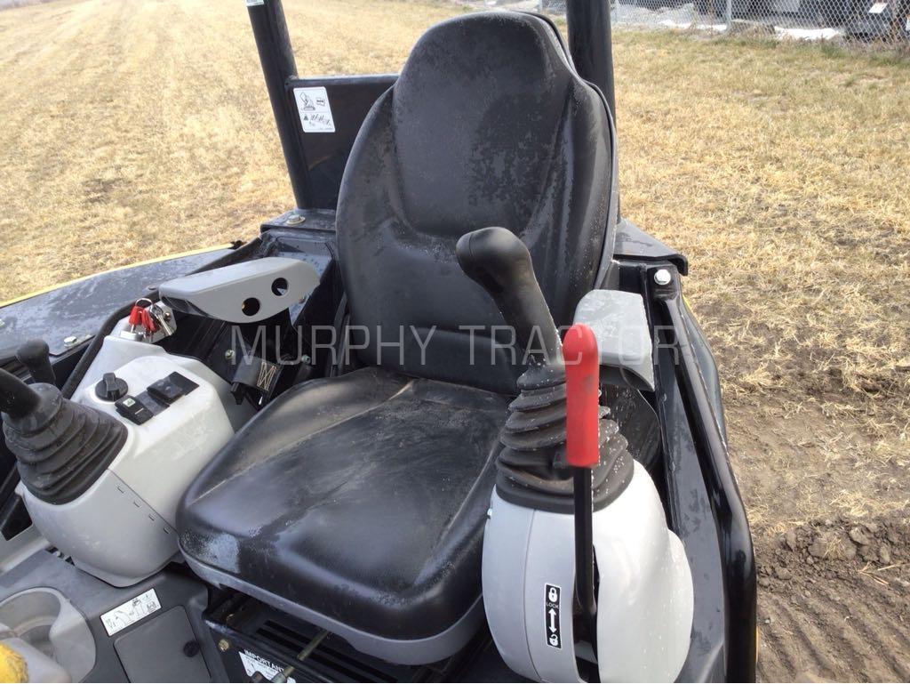 2023 John Deere 35 P Image 12