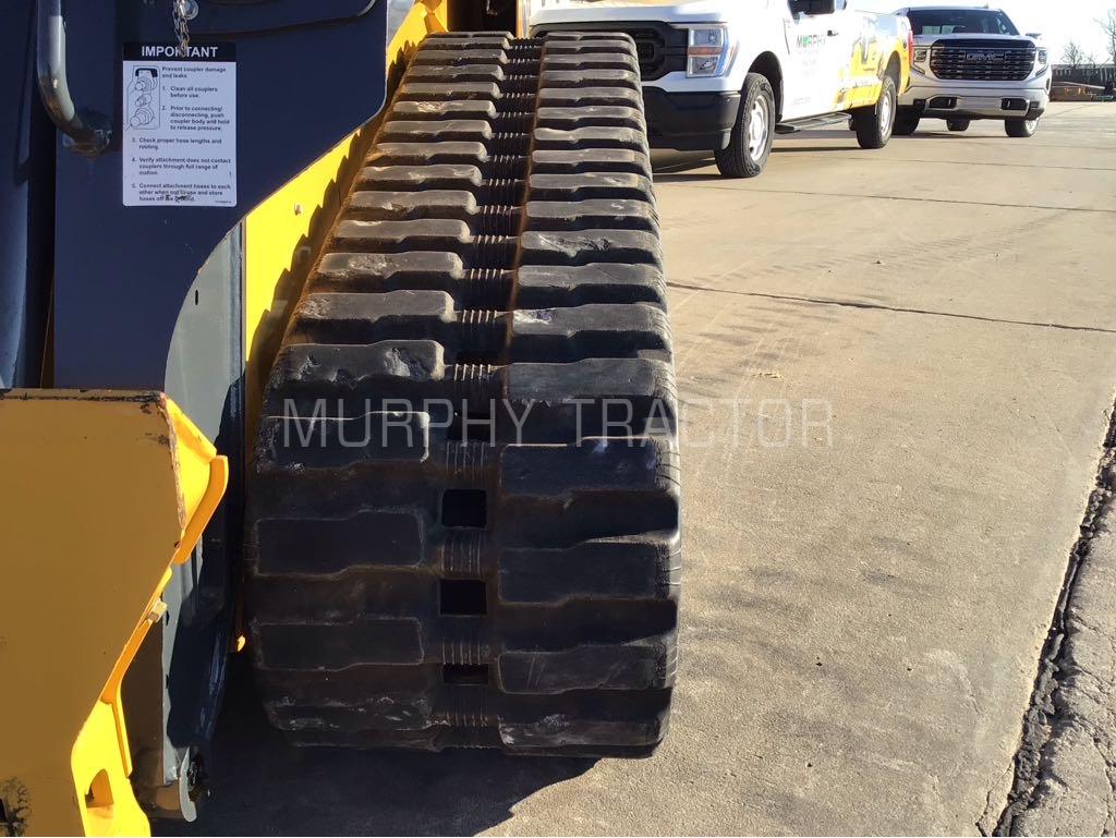 2024 John Deere 317G Image 13