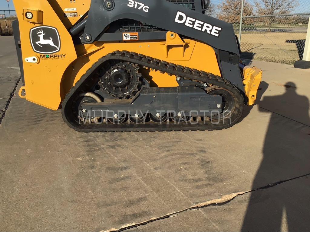 2024 John Deere 317G Image 17