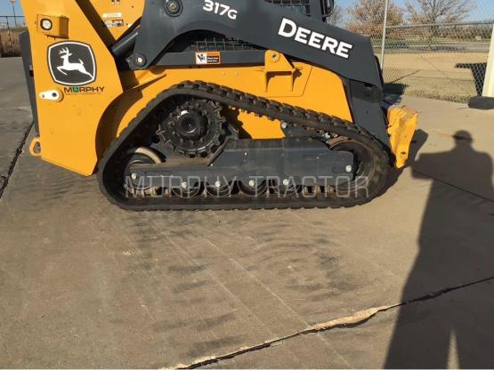 2024 John Deere 317G photo 17