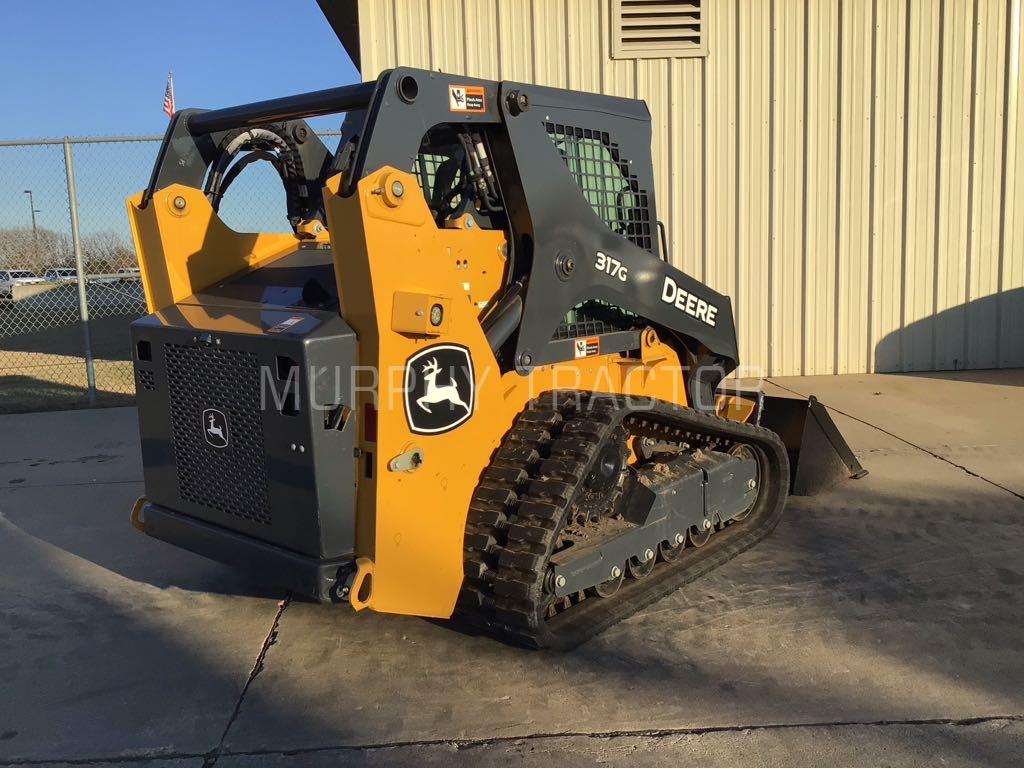 2023 John Deere 317G Image 7