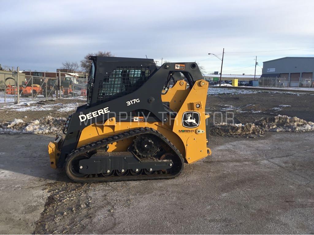 2024 John Deere 317G Image 4