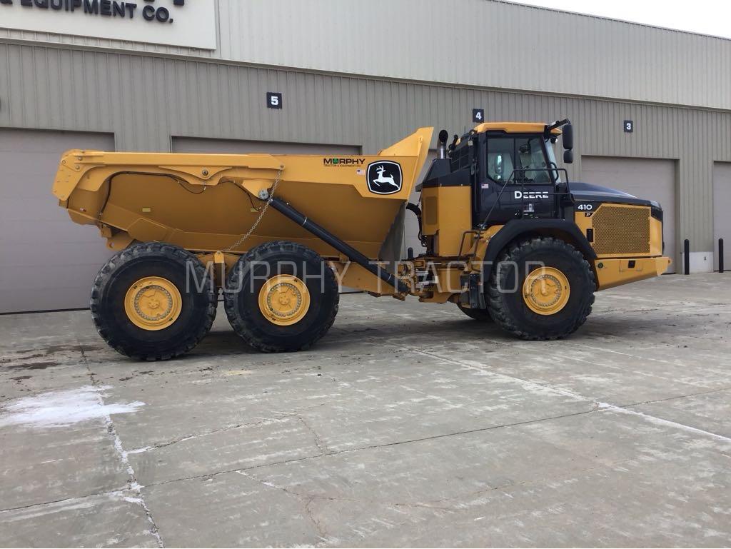 2025 John Deere 410 P Image 8