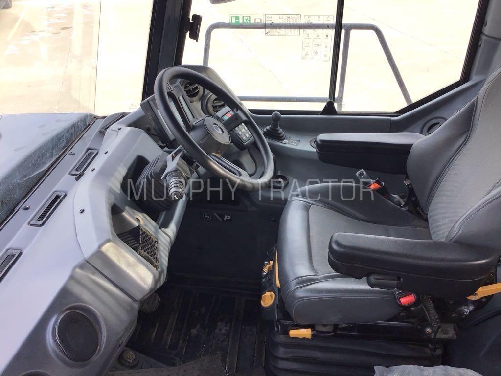 2025 John Deere 410 P Image 11