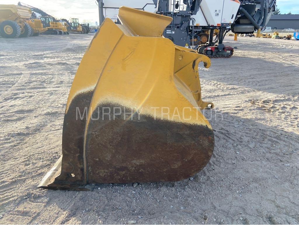 2025 John Deere 644-724 5 CY JRB 418 Coupler  Bucket Image 6