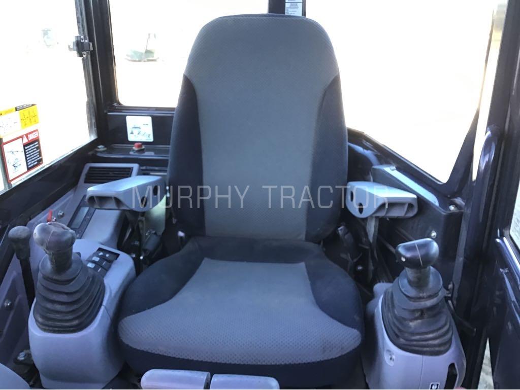 2024 John Deere 35 P Image 12