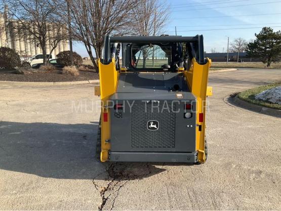 2023 John Deere 317G photo 6