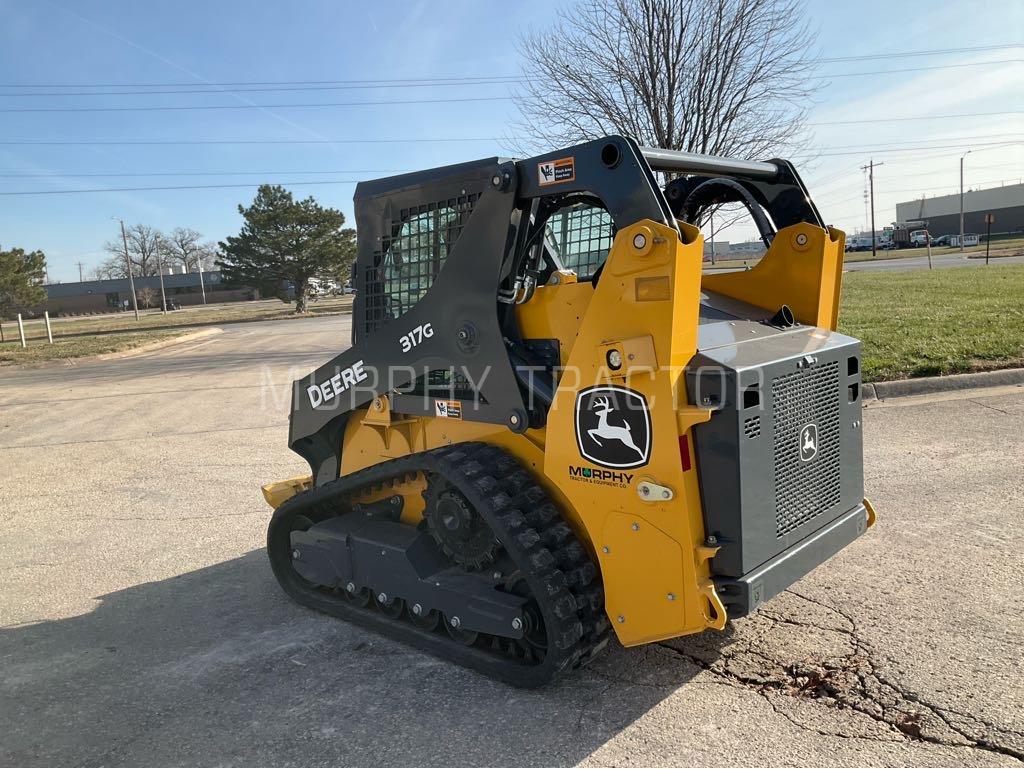 2023 John Deere 317G Image 5