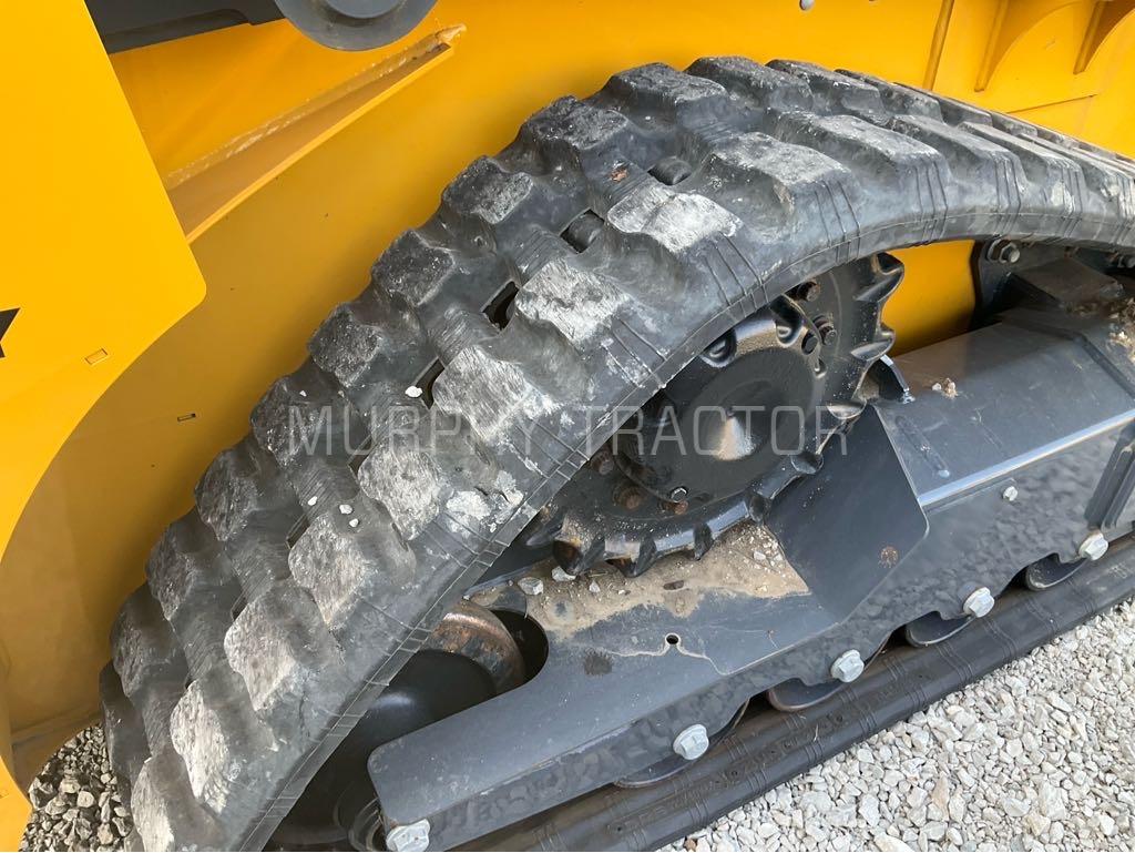 2023 John Deere 317G Image 15