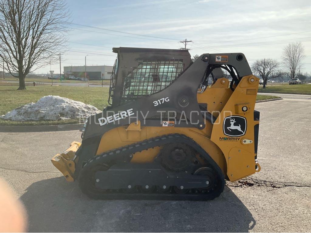 2023 John Deere 317G Image 4