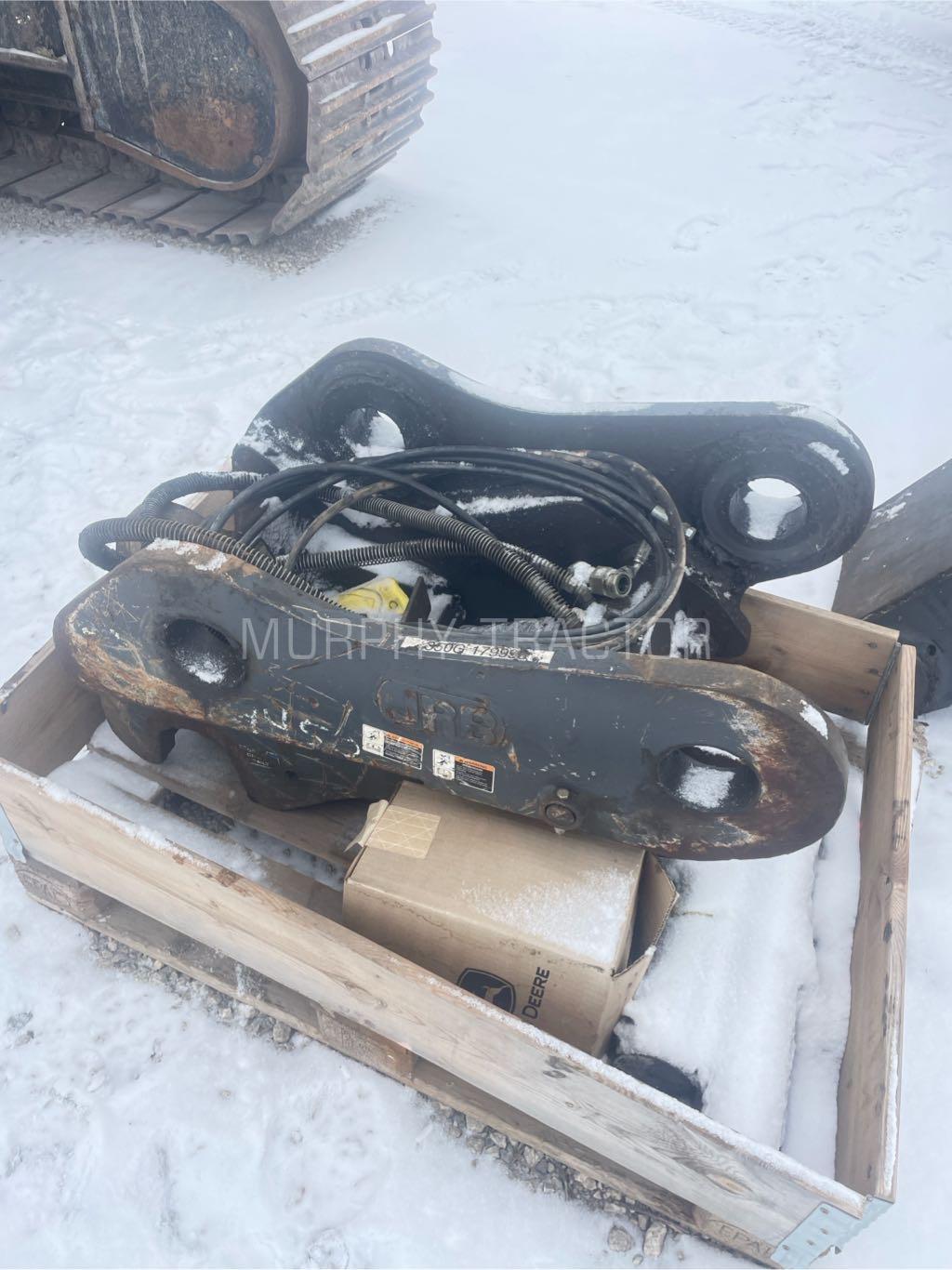 JRB JRB70 350 Exc Smartloc  Hydraulic Coupler Image 1