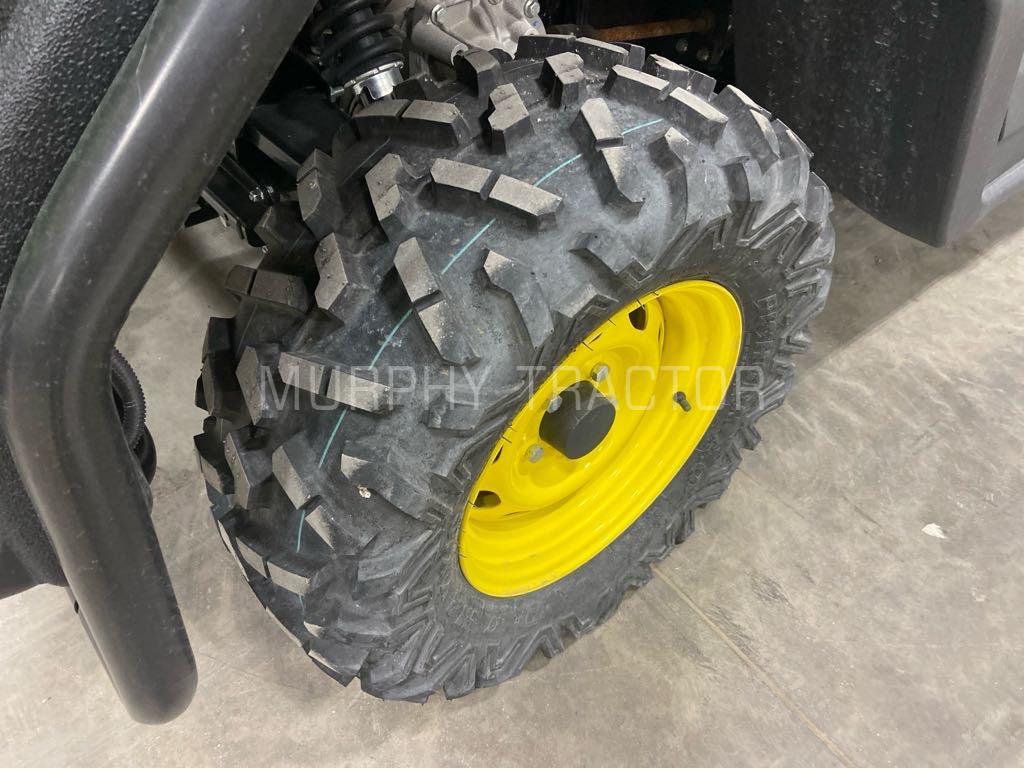 2024 John Deere XUV 865M Image 15