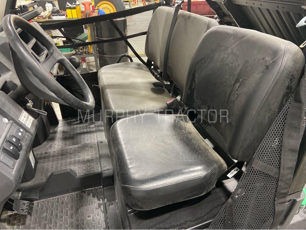 2024 John Deere XUV 865M Image 12