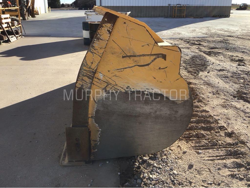 John Deere 444-624 4 CY HiVis Coupler  Bucket Image 4