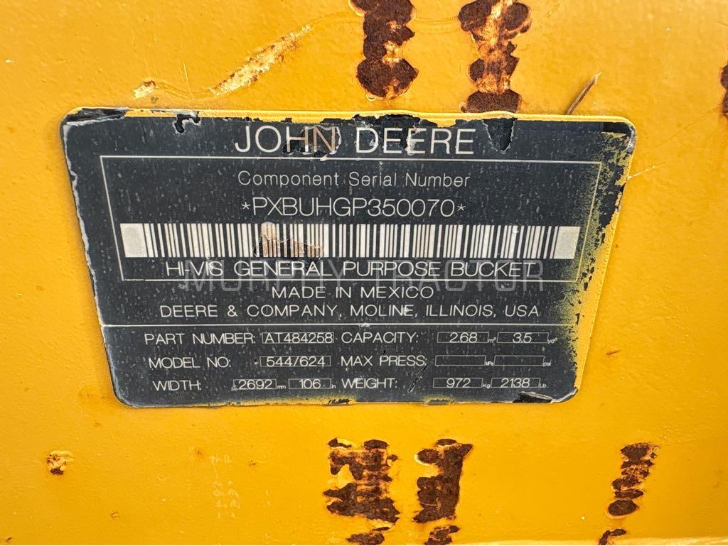 John Deere 444-624 3.5 CY HiVis Coupler  Bucket Image 2