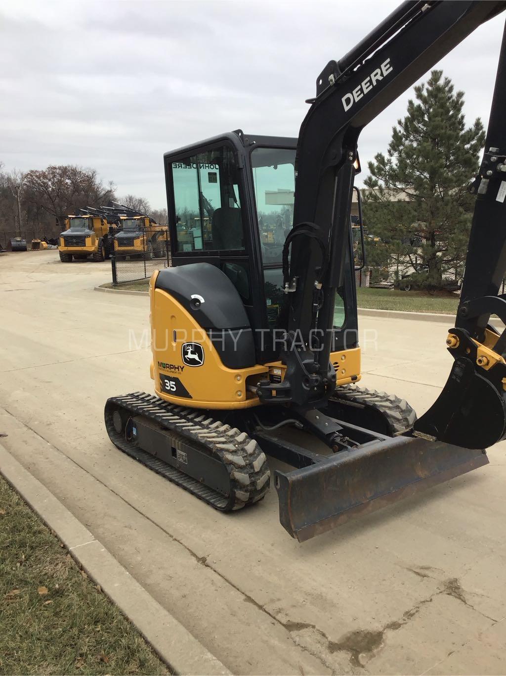 2023 John Deere 35 P Image 9