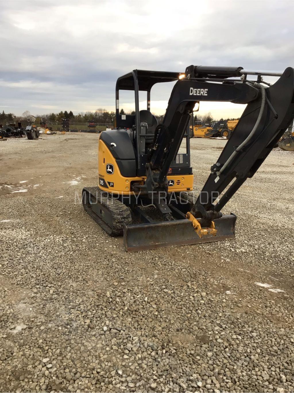 2023 John Deere 35 P Image 3