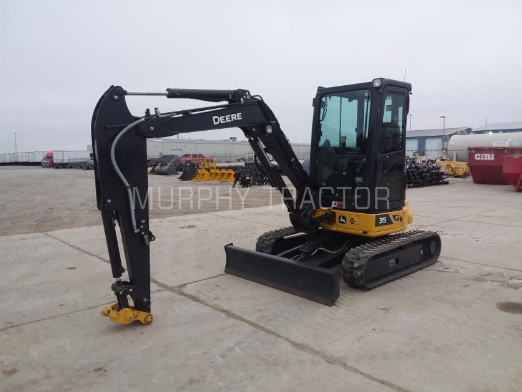 2023 John Deere 35 P Image 1
