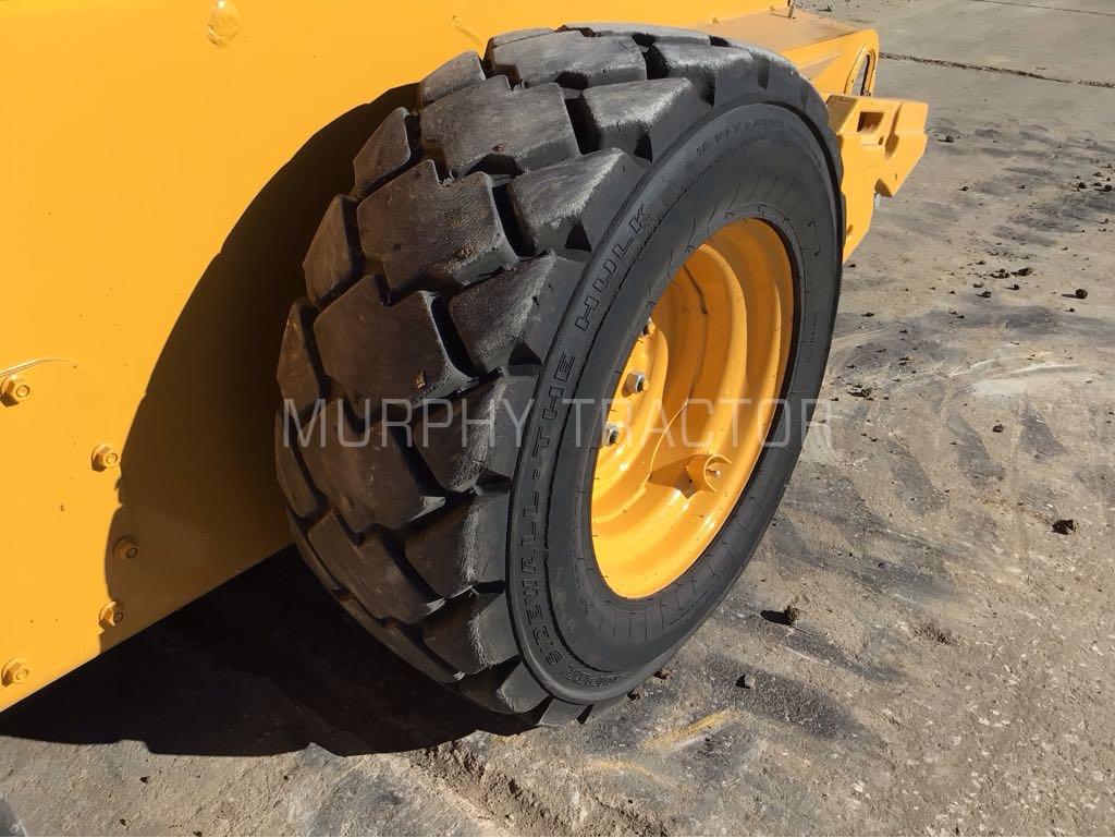 2024 John Deere 324G Image 14