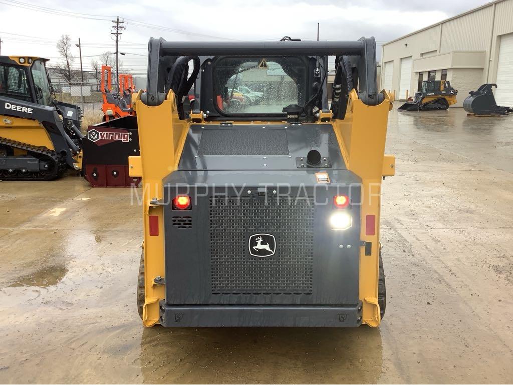 2023 John Deere 317G Image 6