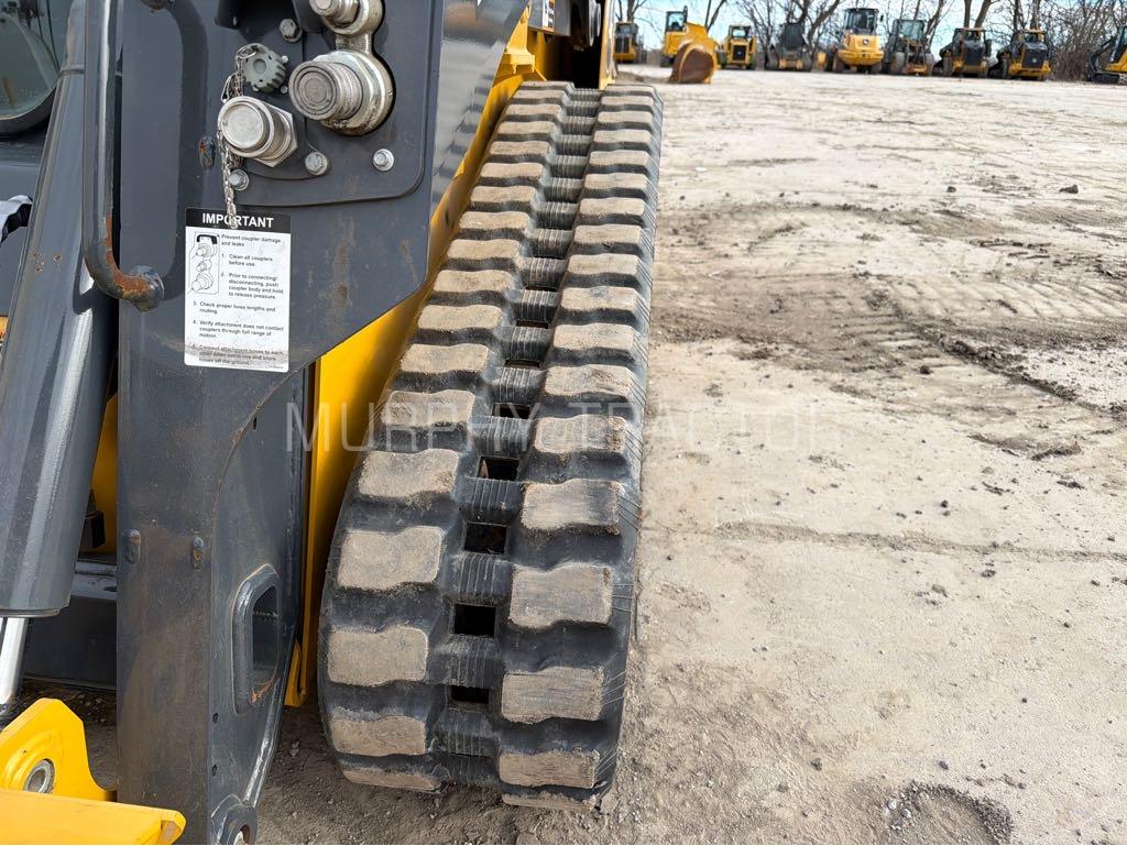 2023 John Deere 317G Image 13