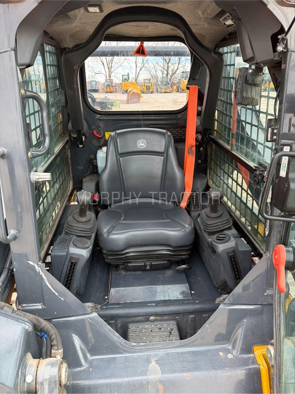 2023 John Deere 317G Image 11