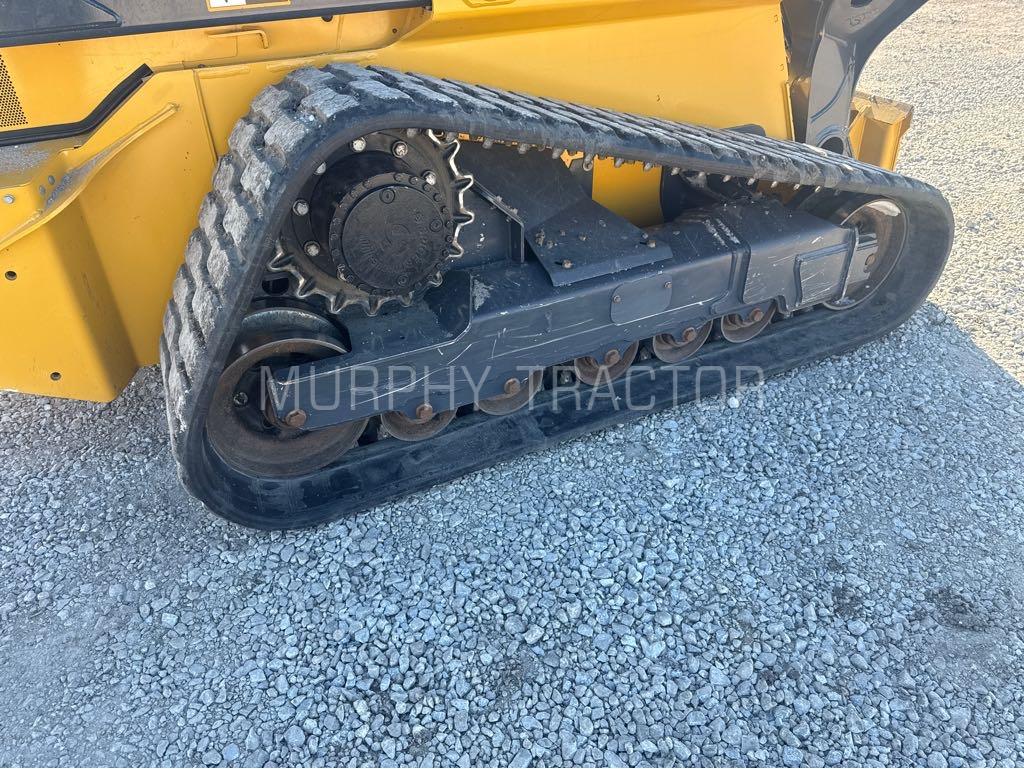 2024 John Deere 333G Image 17