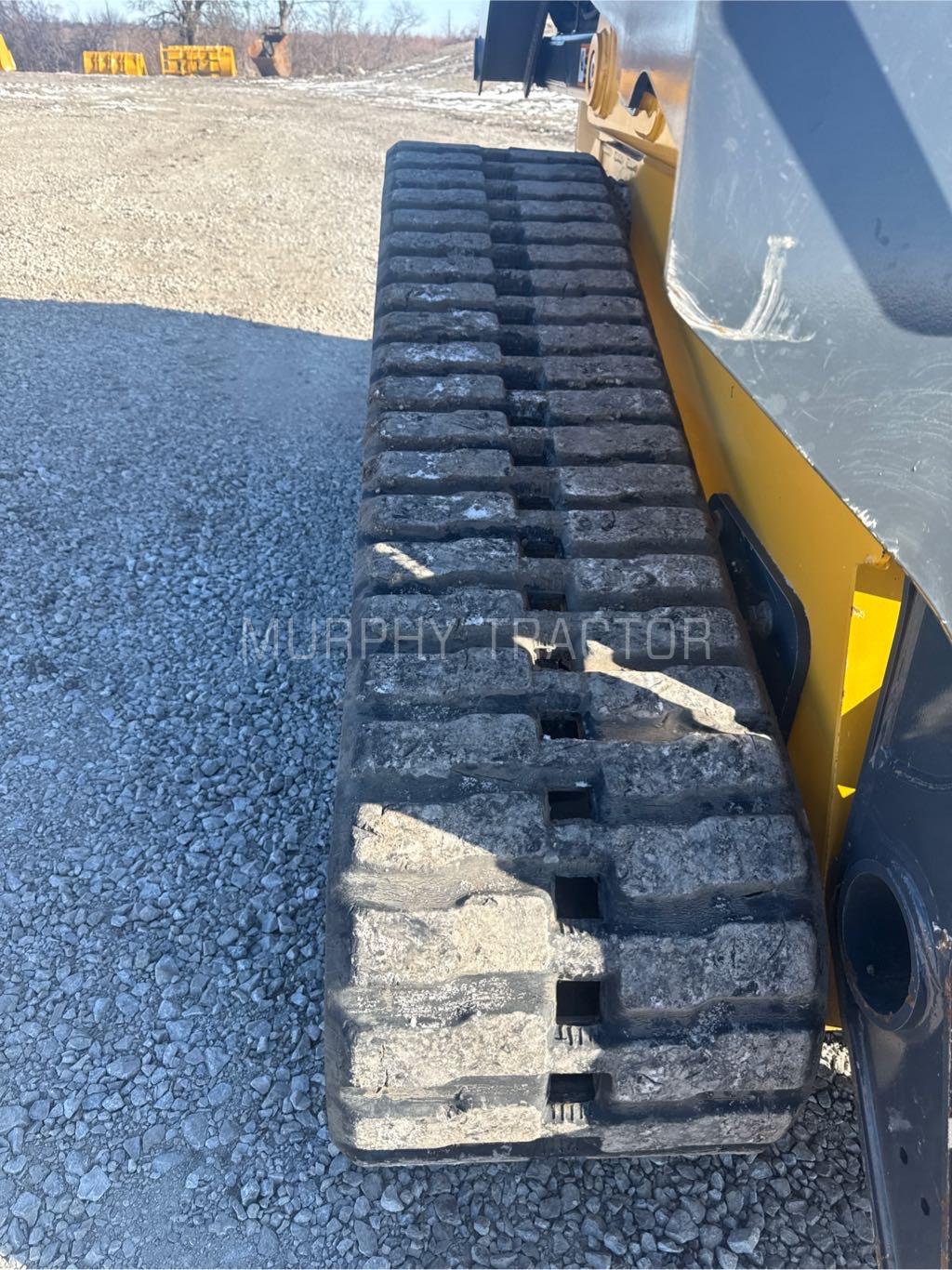 2024 John Deere 333G Image 18