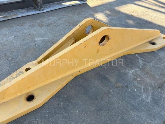 John Deere G Series Grader Rear Hitch — 555 53667.15557