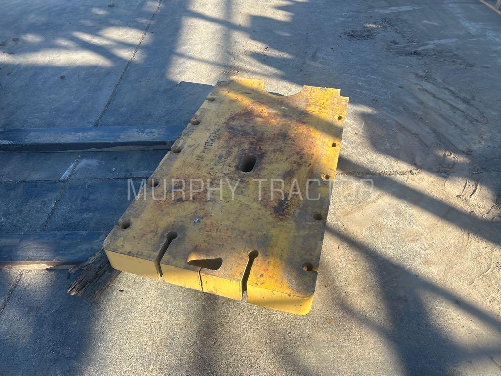 John Deere G Series Grader  Counterweight Image 4