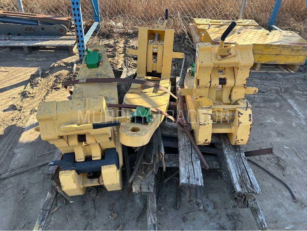 John Deere Scraper Quick Hitch Short  Draw bar Image 3