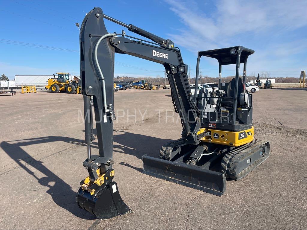 2024 Deere 35 P Image 1