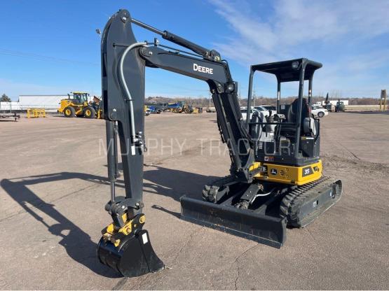 2024 John Deere 35 P photo 1