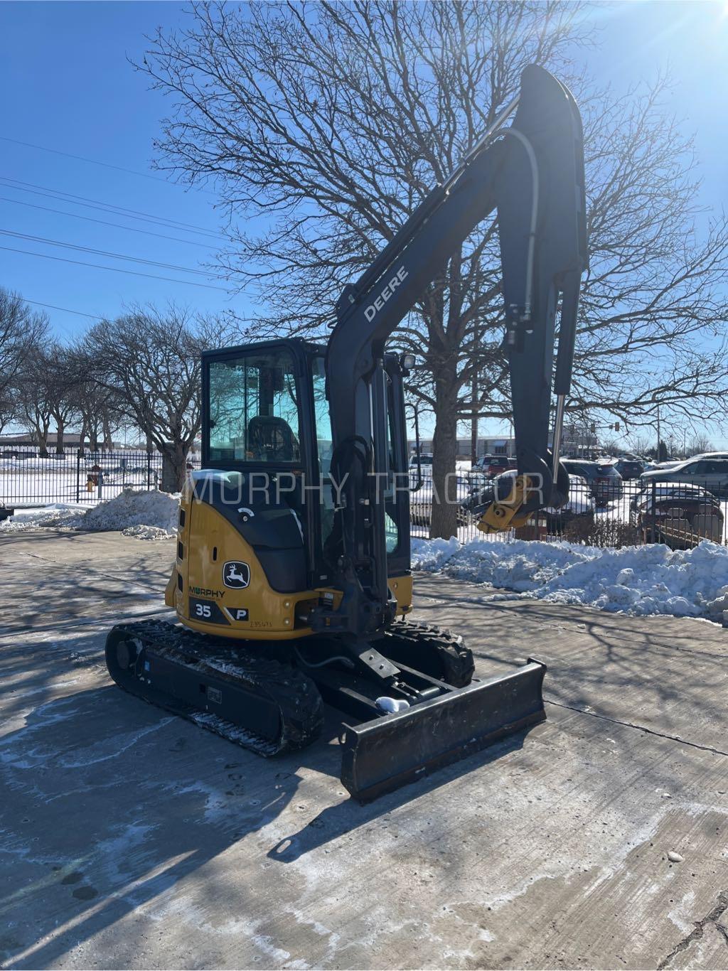 2024 John Deere 35 P Image 9