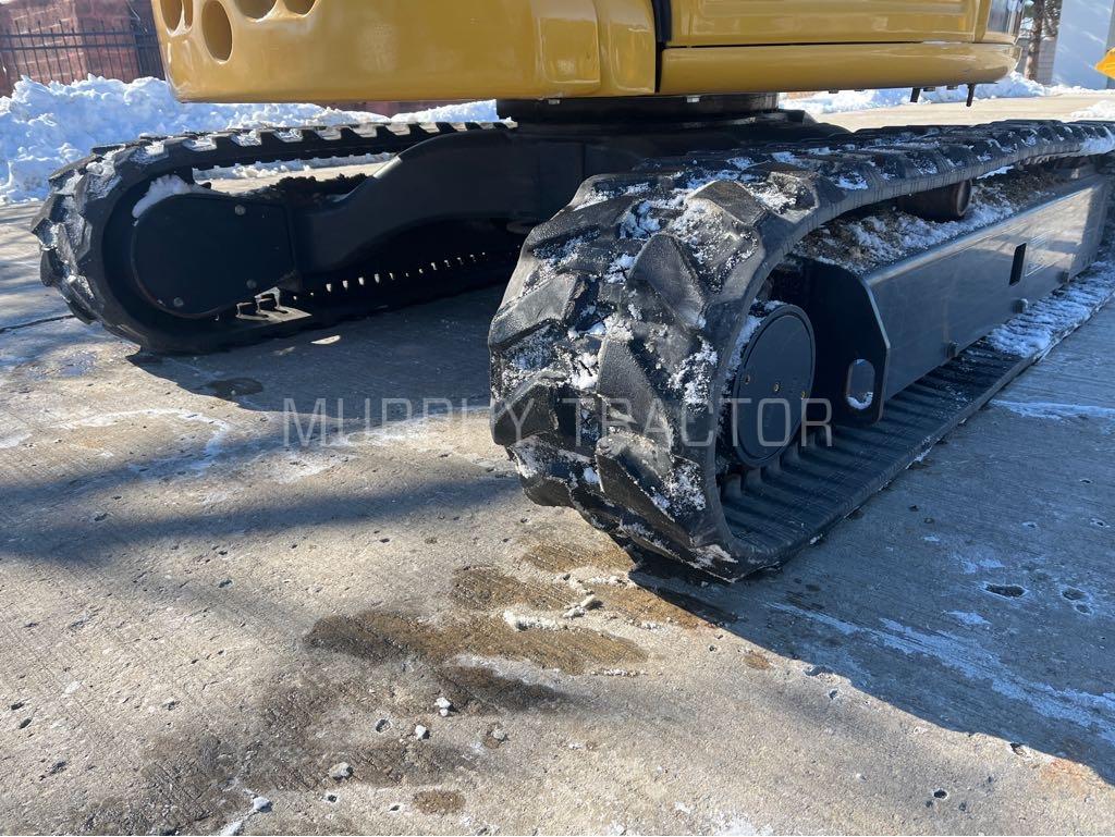 2024 John Deere 35 P Image 16