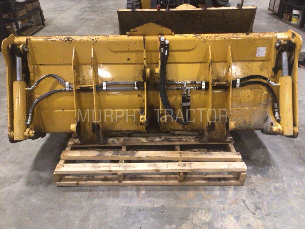 John Deere Backhoe P/O MP Loader  Bucket Image 5