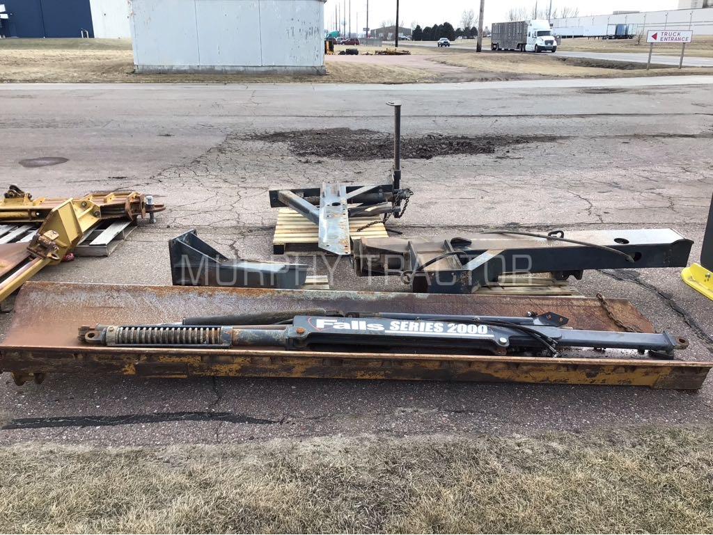 2018 Little Falls Tall Post w/ Hydraulic Rear Lift  Snow Wing Image 3