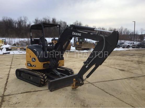 2024 John Deere 35 P photo 9