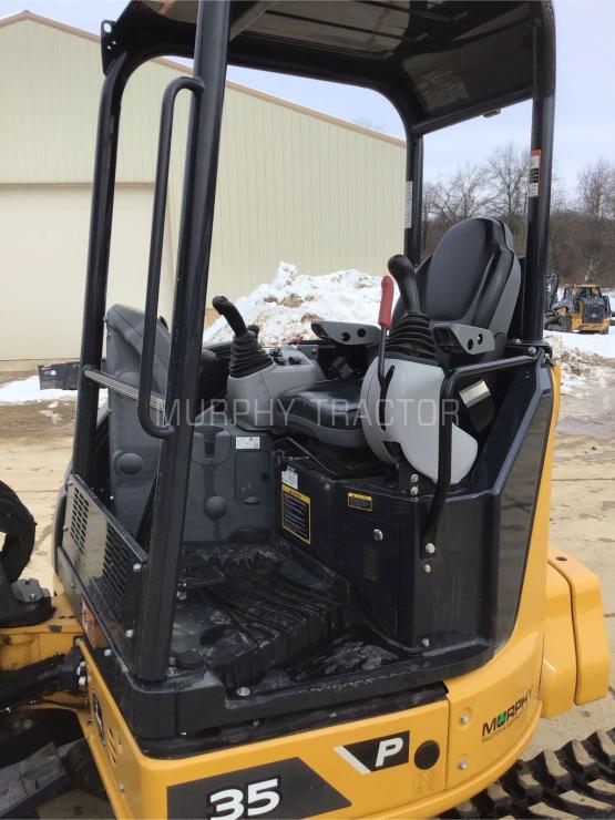 2024 John Deere 35 P photo 11