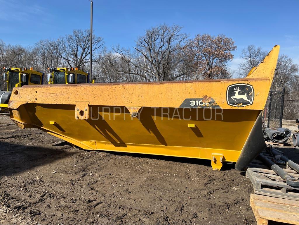 2021 John Deere 310E Less Tailgate  Haul Truck Bed Image 1