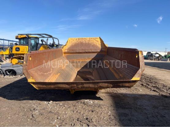 2021 John Deere 310E Less Tailgate Haul Truck Bed photo 4