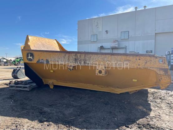 2021 John Deere 310E Less Tailgate Haul Truck Bed photo 5