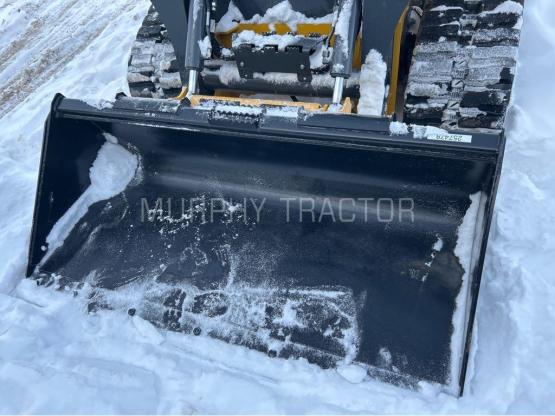 2026 John Deere 72″ CWP Bucket photo 1