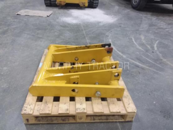 John Deere G Series Grader Lift Group — 555 53868.15577