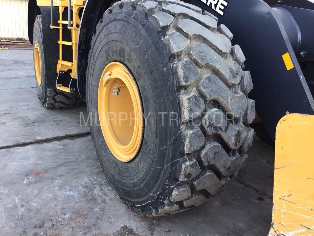 2024 John Deere 744 P Image 16