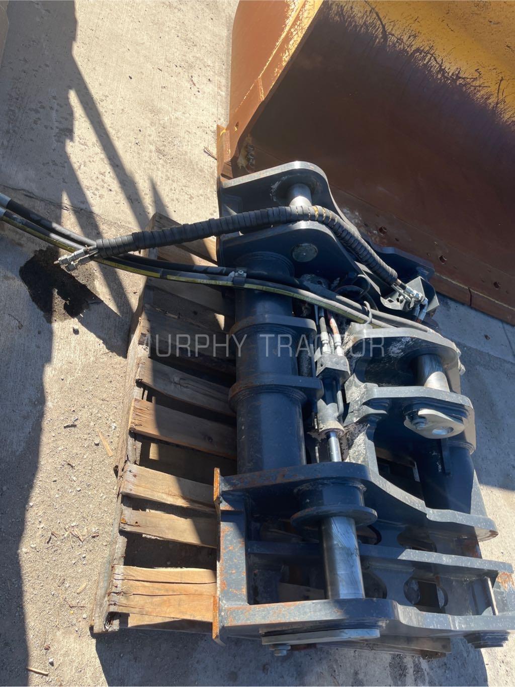 2024 John Deere 724 P  Coupler Image 3