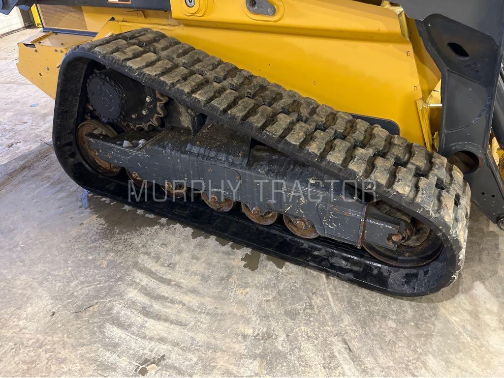 2024 John Deere 333G Image 17