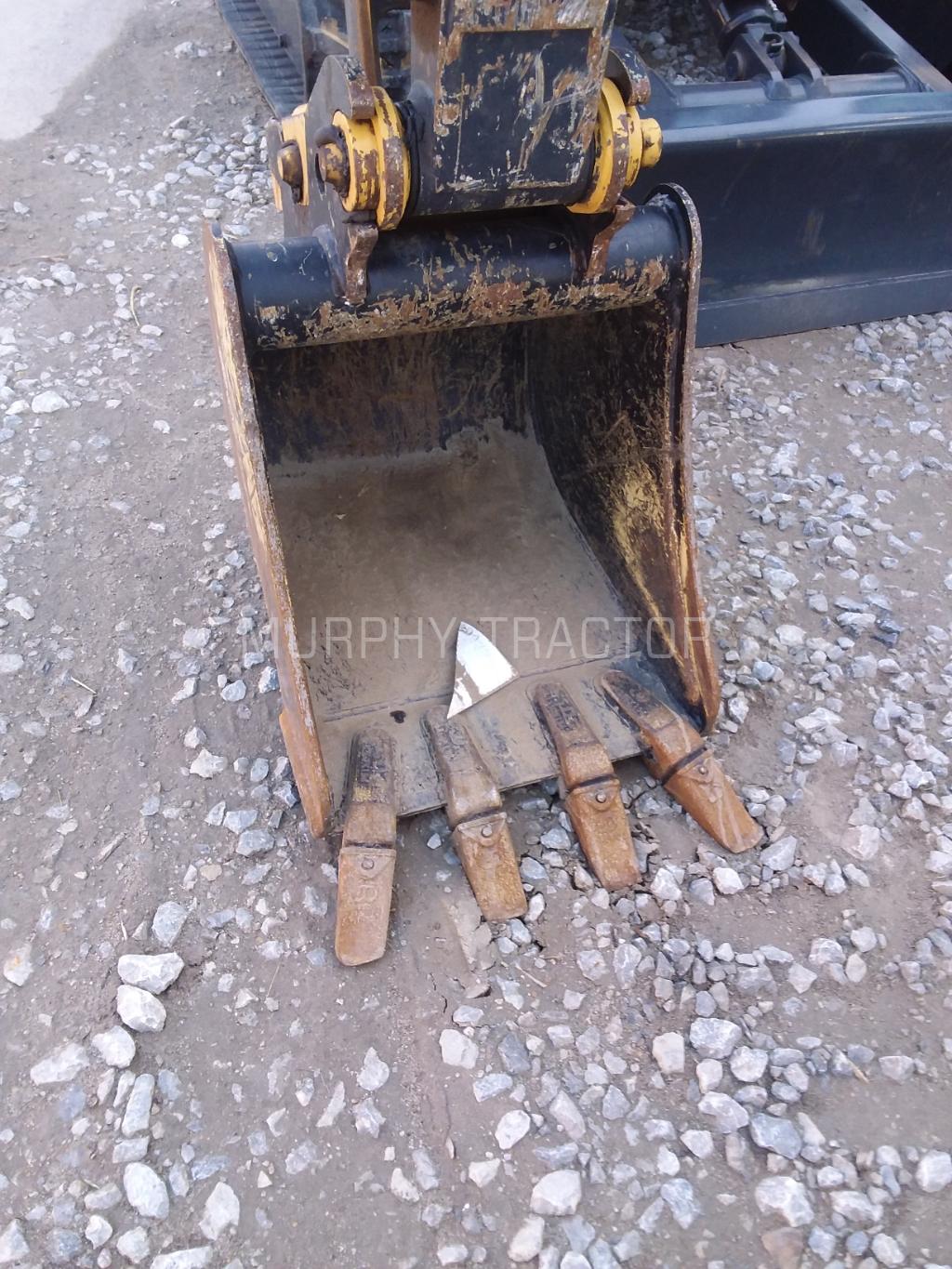 John Deere 26,27,30,35 CEX 18